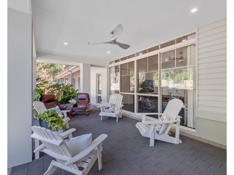 26 Dumas Drive, Bedfordale WA 6112