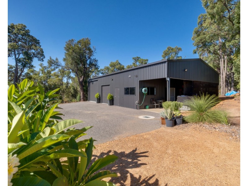 26 Dumas Drive, Bedfordale WA 6112