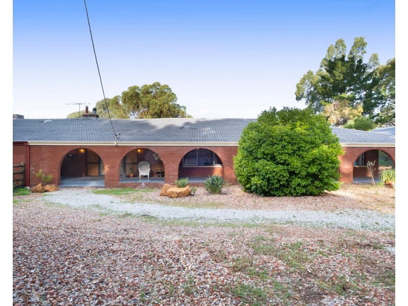 30 Nelson Street, Bedfordale WA 6112