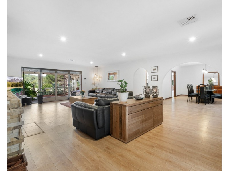 30 Nelson Street, Bedfordale WA 6112