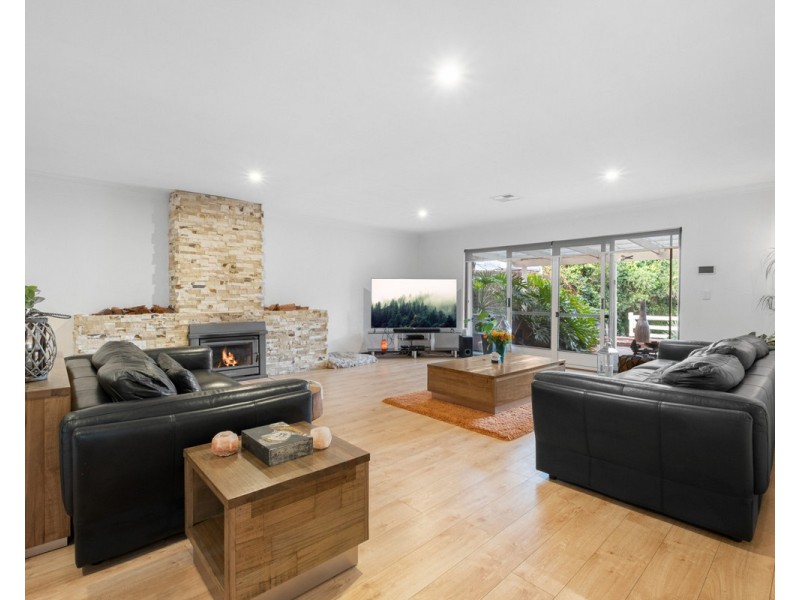 30 Nelson Street, Bedfordale WA 6112