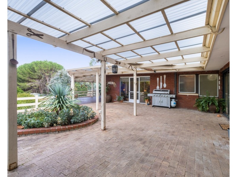 30 Nelson Street, Bedfordale WA 6112