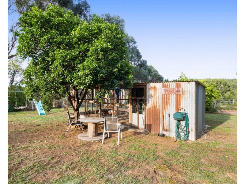 30 Nelson Street, Bedfordale WA 6112