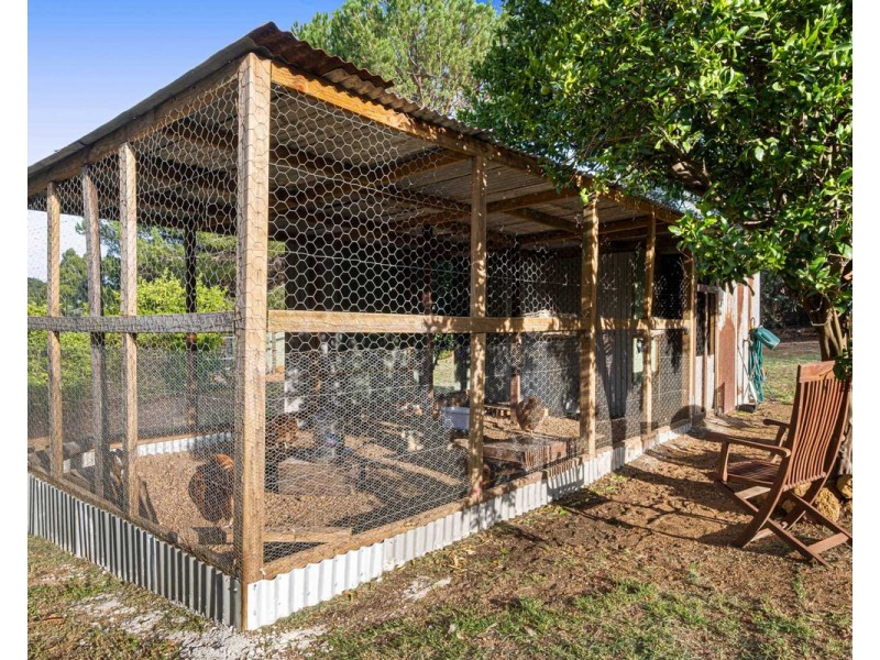 30 Nelson Street, Bedfordale WA 6112