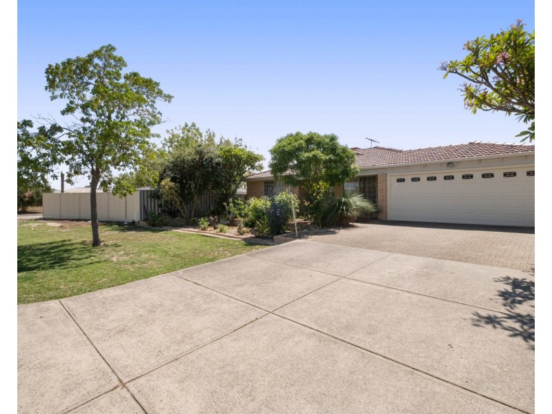 390 Westfield Road, Seville Grove WA 6112