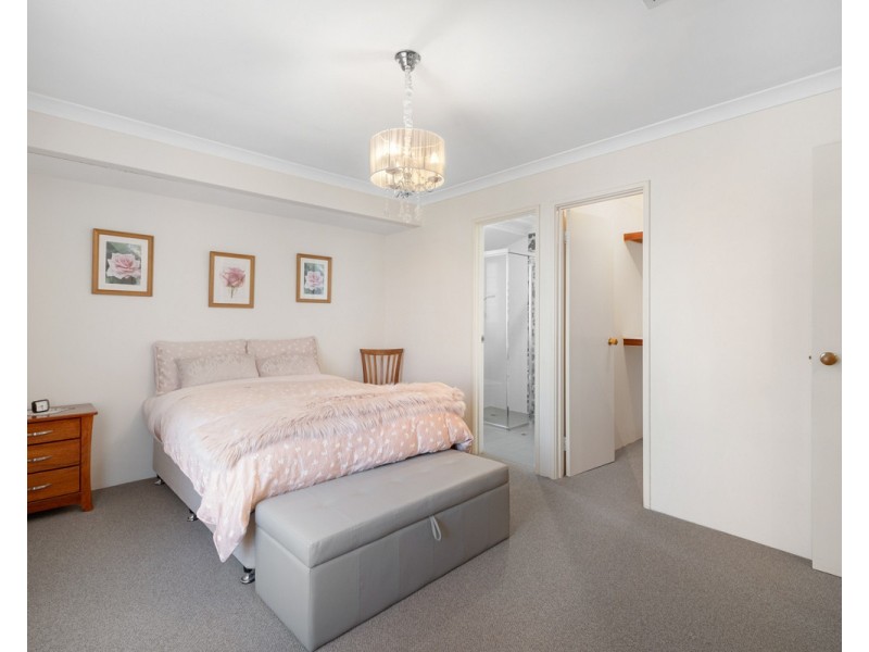 390 Westfield Road, Seville Grove WA 6112