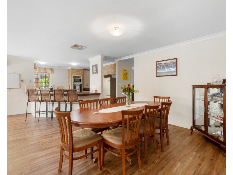 390 Westfield Road, Seville Grove WA 6112