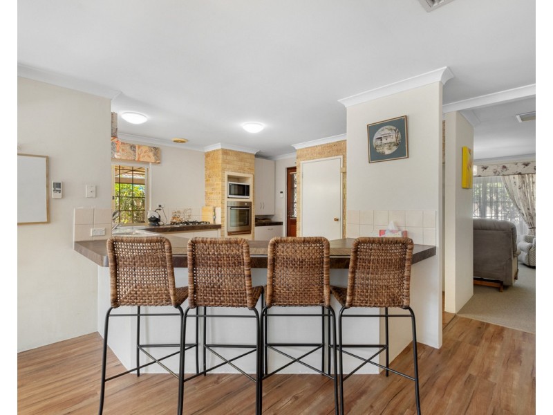 390 Westfield Road, Seville Grove WA 6112