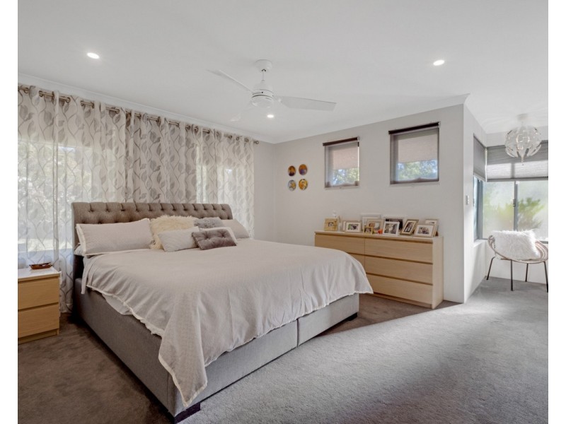 16 Albens Vale, Roleystone WA 6111