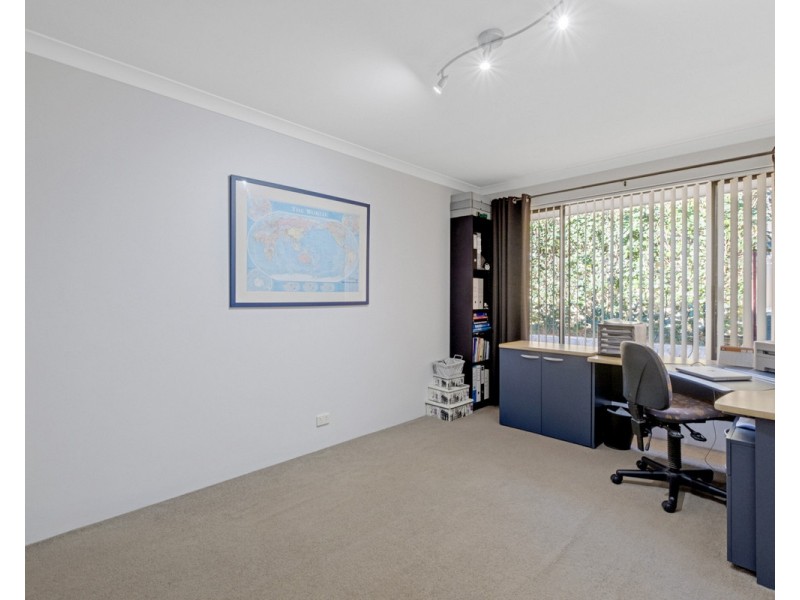 16 Albens Vale, Roleystone WA 6111