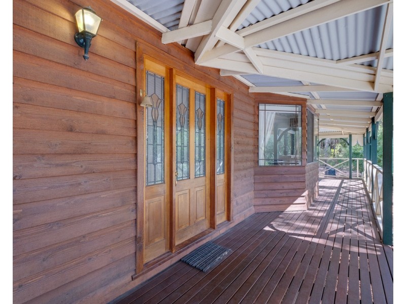 13 Trevor Court, Roleystone WA 6111