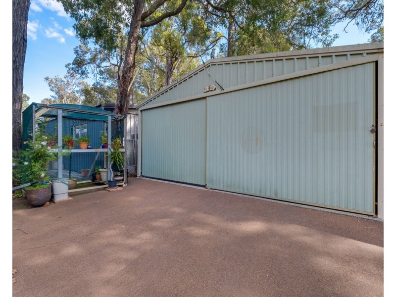 13 Trevor Court, Roleystone WA 6111