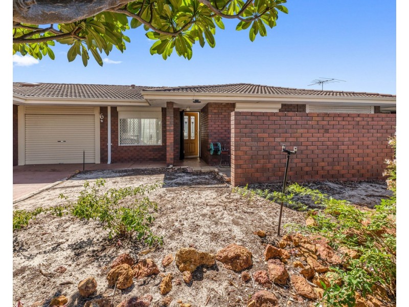 6/140 Cammillo Road, Camillo WA 6111