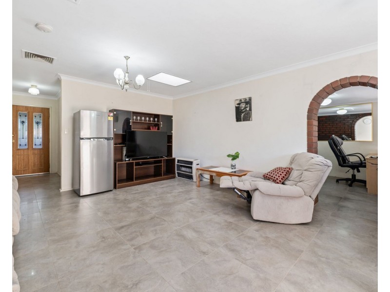 6/140 Cammillo Road, Camillo WA 6111