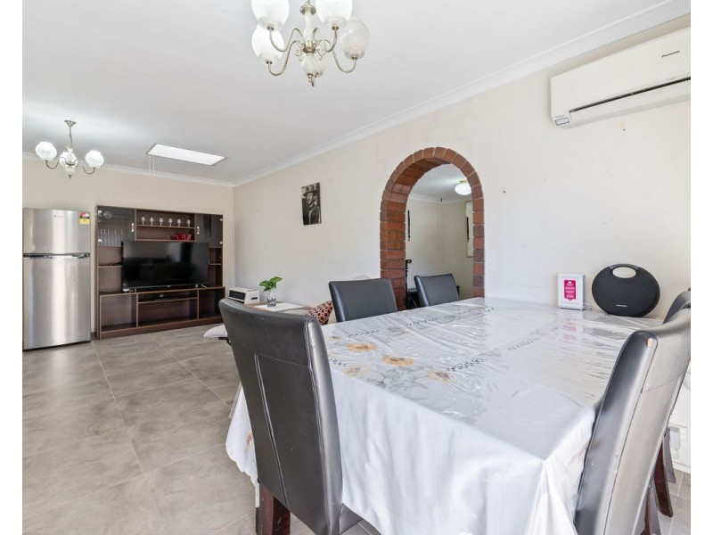 6/140 Cammillo Road, Camillo WA 6111