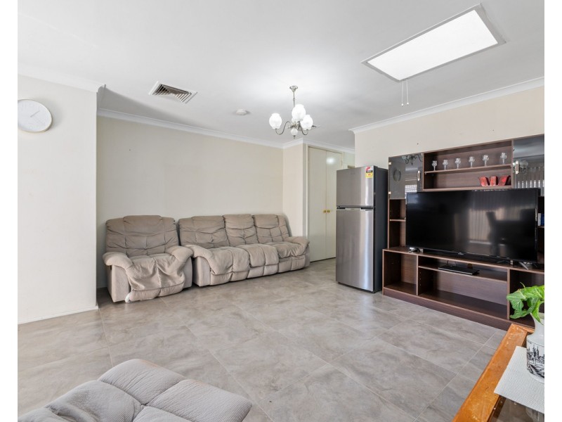 6/140 Cammillo Road, Camillo WA 6111