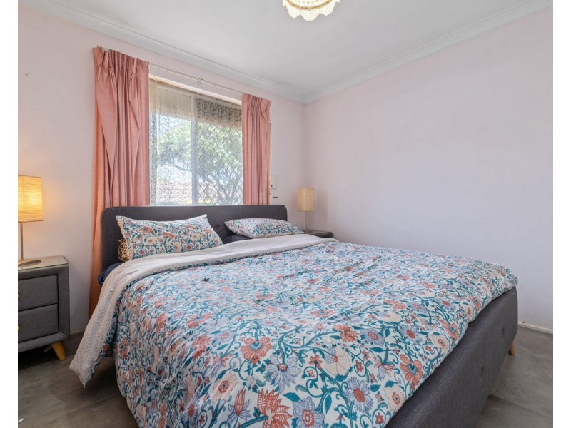 6/140 Cammillo Road, Camillo WA 6111