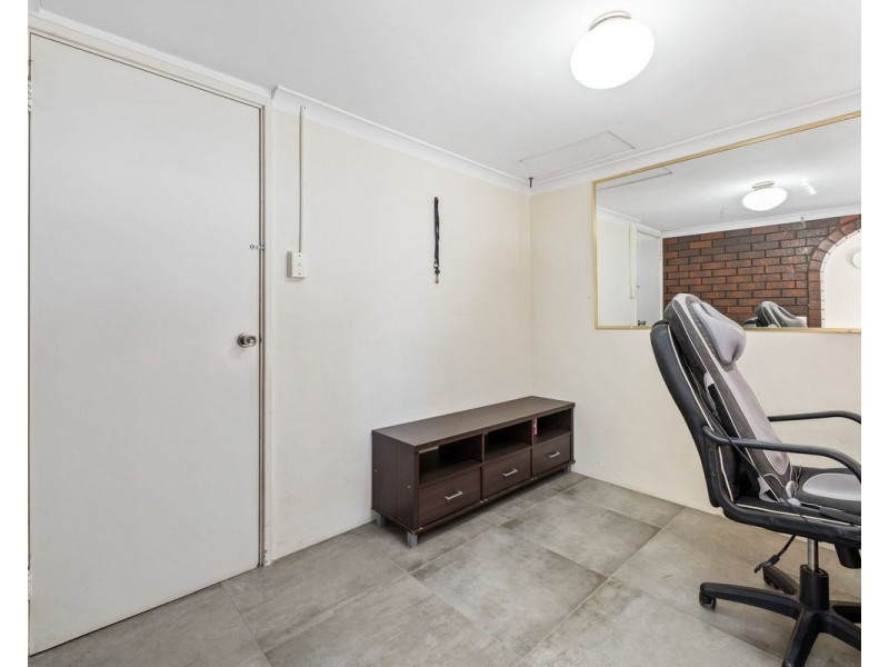 6/140 Cammillo Road, Camillo WA 6111