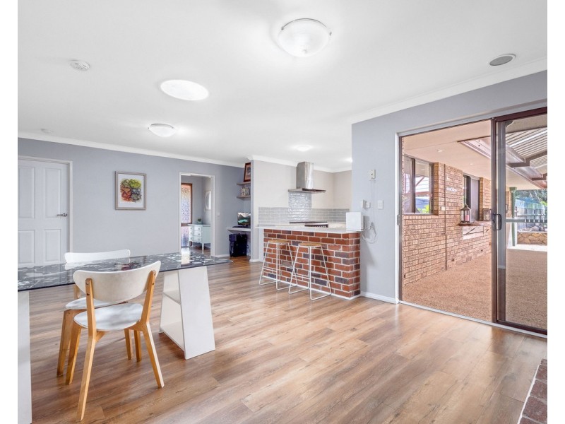 72 Wallangarra Drive, Bedfordale WA 6112