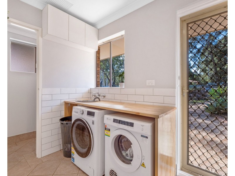 72 Wallangarra Drive, Bedfordale WA 6112