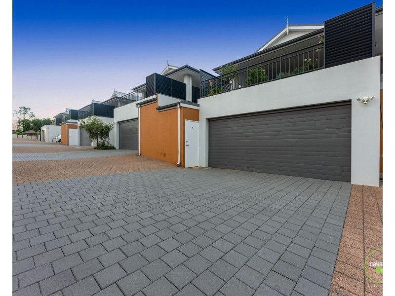 6/12 Heath Road, Kalamunda WA 6076