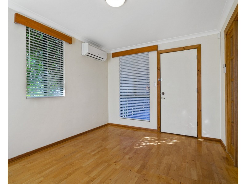 10 Barranduna Drive, Mount Nasura WA 6112