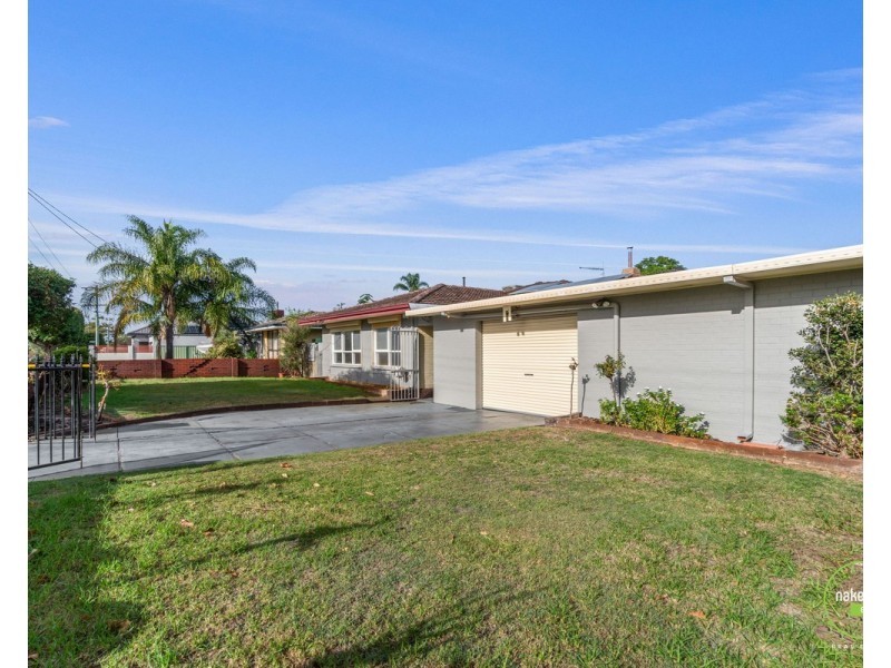 11 Crossford Street, Thornlie WA 6108