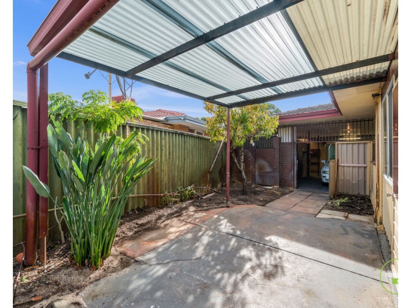 11 Crossford Street, Thornlie WA 6108