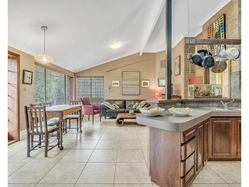 9 Masefield Avenue, North Lake WA 6163