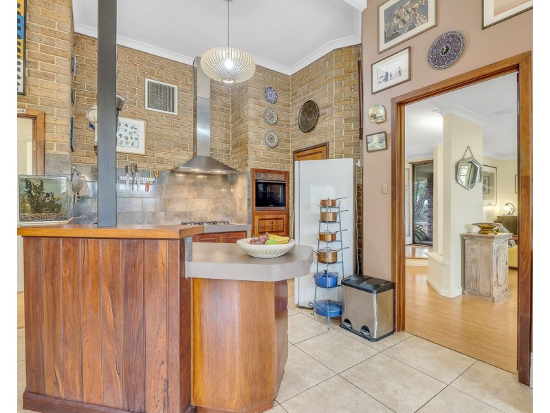 9 Masefield Avenue, North Lake WA 6163