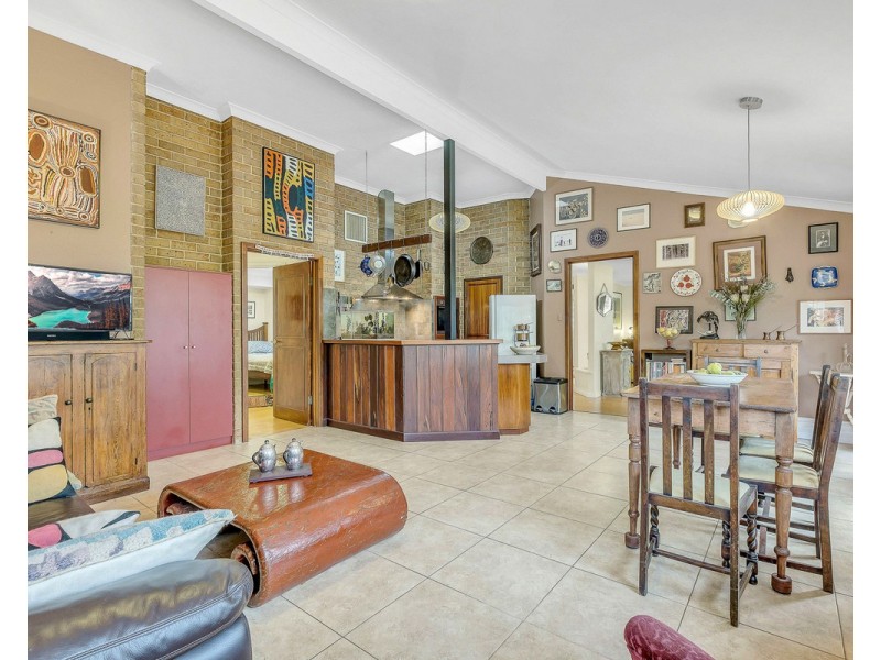 9 Masefield Avenue, North Lake WA 6163