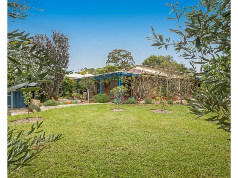 9 Masefield Avenue, North Lake WA 6163