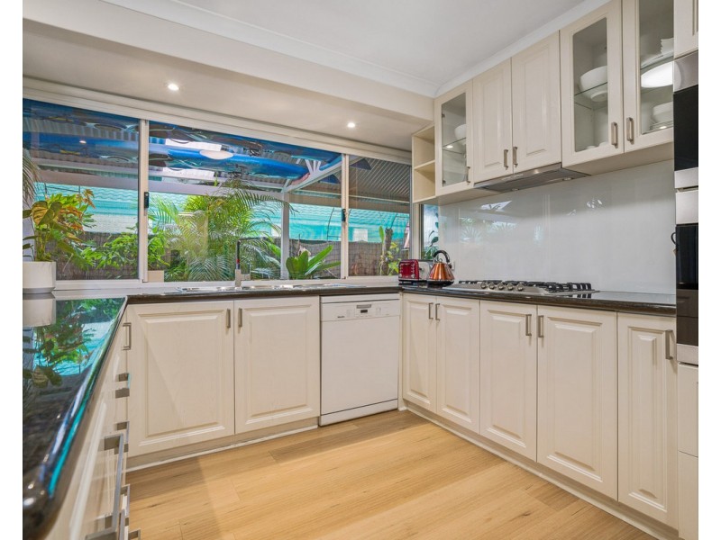 16 Inveraray Close, Canning Vale WA 6155