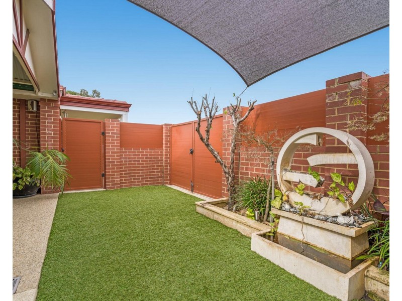 16 Inveraray Close, Canning Vale WA 6155