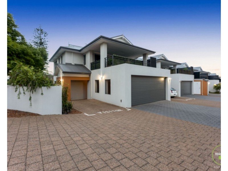 8/12 Heath Road, Kalamunda WA 6076