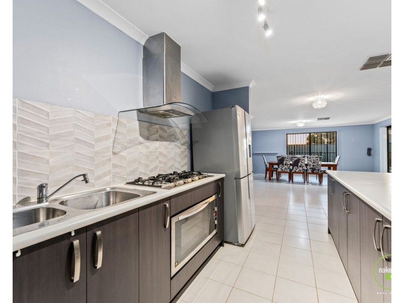 67 Benalla Crescent, Byford WA 6122