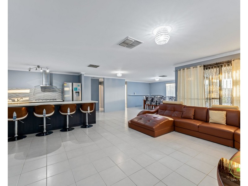 67 Benalla Crescent, Byford WA 6122