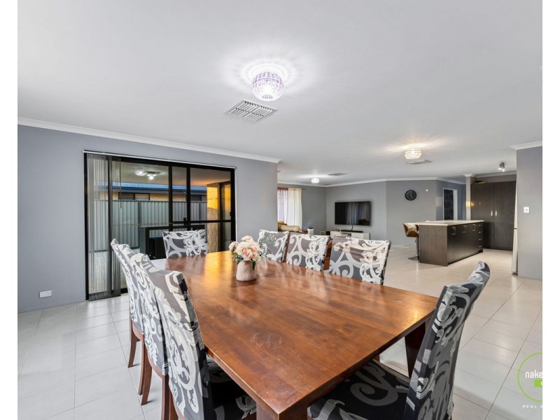 67 Benalla Crescent, Byford WA 6122