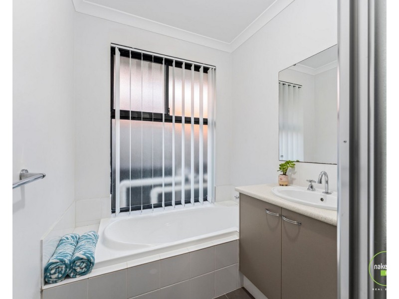 67 Benalla Crescent, Byford WA 6122