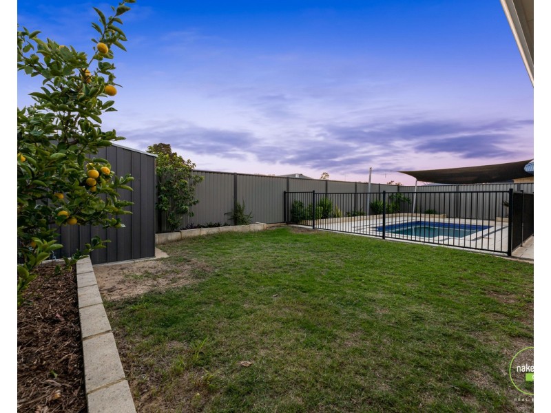67 Benalla Crescent, Byford WA 6122