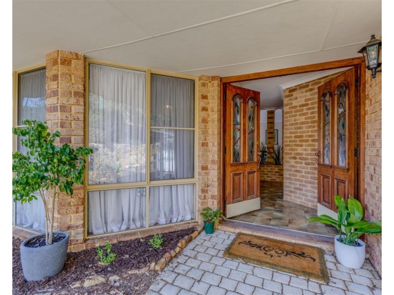 34 Jade Street, Mount Richon WA 6112