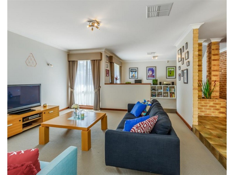 34 Jade Street, Mount Richon WA 6112