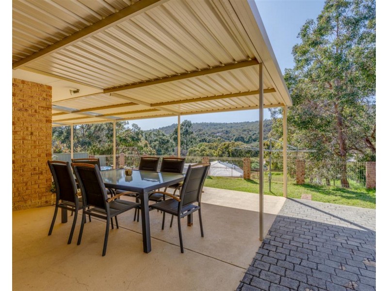 34 Jade Street, Mount Richon WA 6112