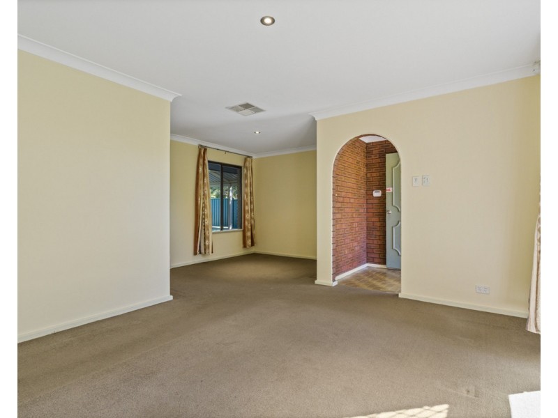 22 Ryland Road, Kelmscott WA 6111