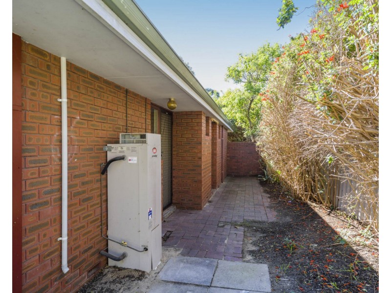 22 Ryland Road, Kelmscott WA 6111