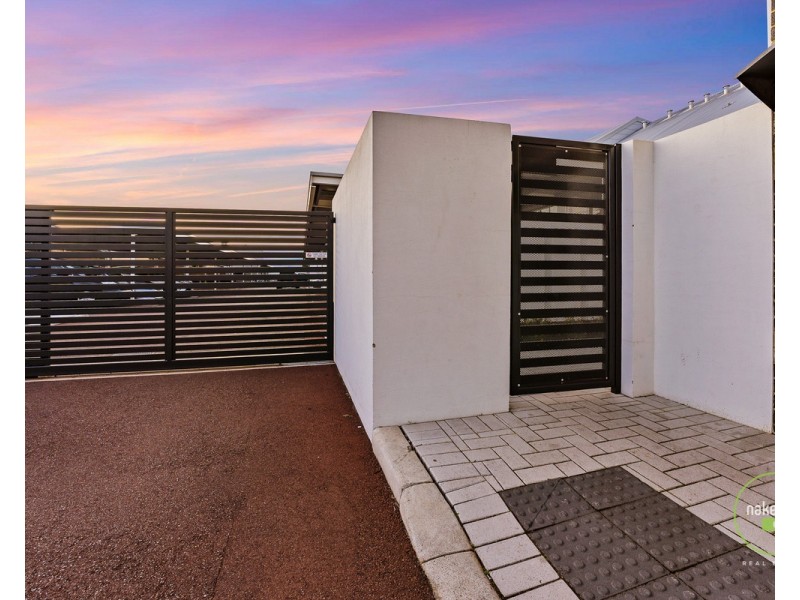 23/1 Glenariff Boulevard, Canning Vale WA 6155