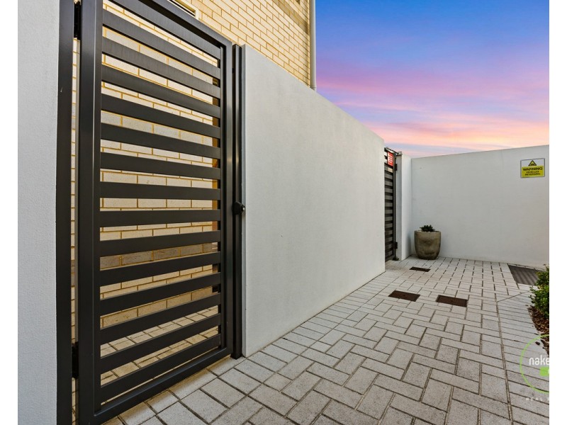 23/1 Glenariff Boulevard, Canning Vale WA 6155