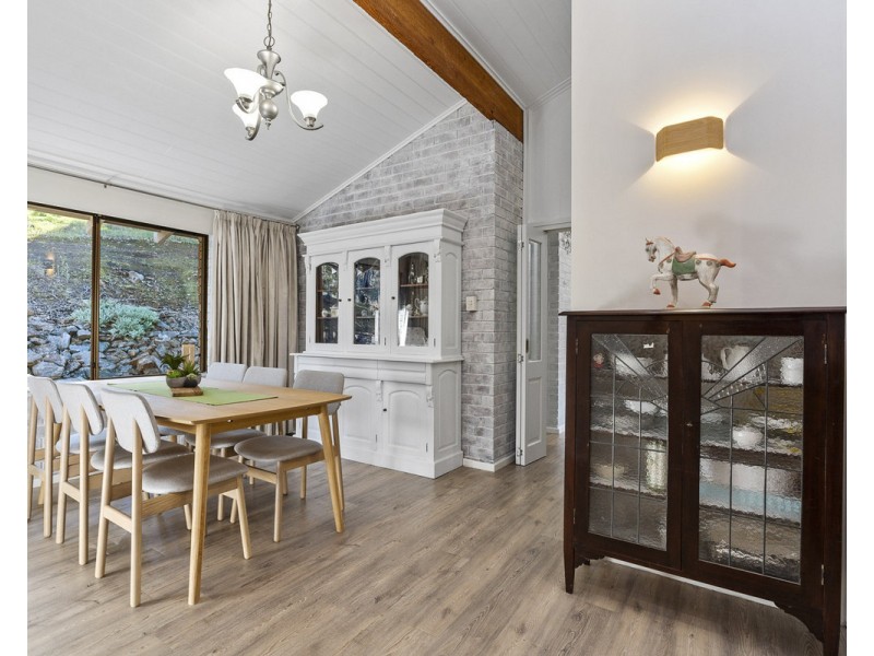 24 Grade Road, Kelmscott WA 6111