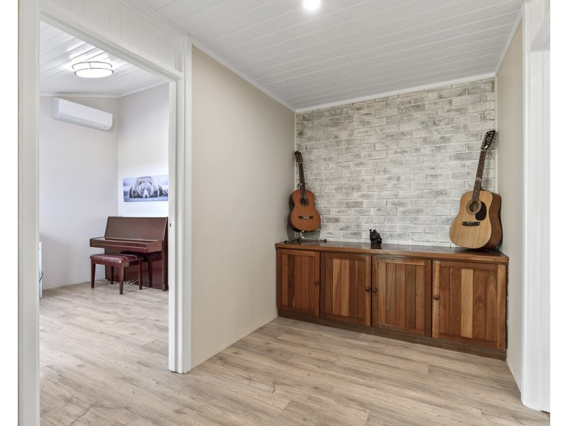 24 Grade Road, Kelmscott WA 6111