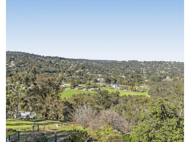 24 Grade Road, Kelmscott WA 6111